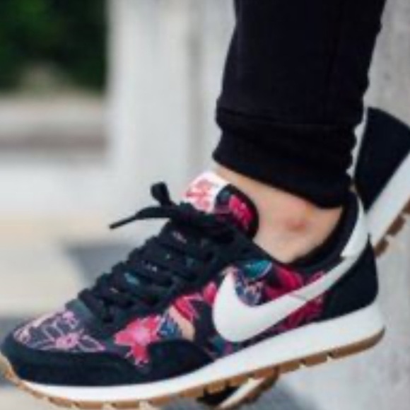 NIKE PEGASUS 83 FEMME PRINT FLORAL Sz 6.5 Runner Sneakers Vintage - Picture 3 of 12